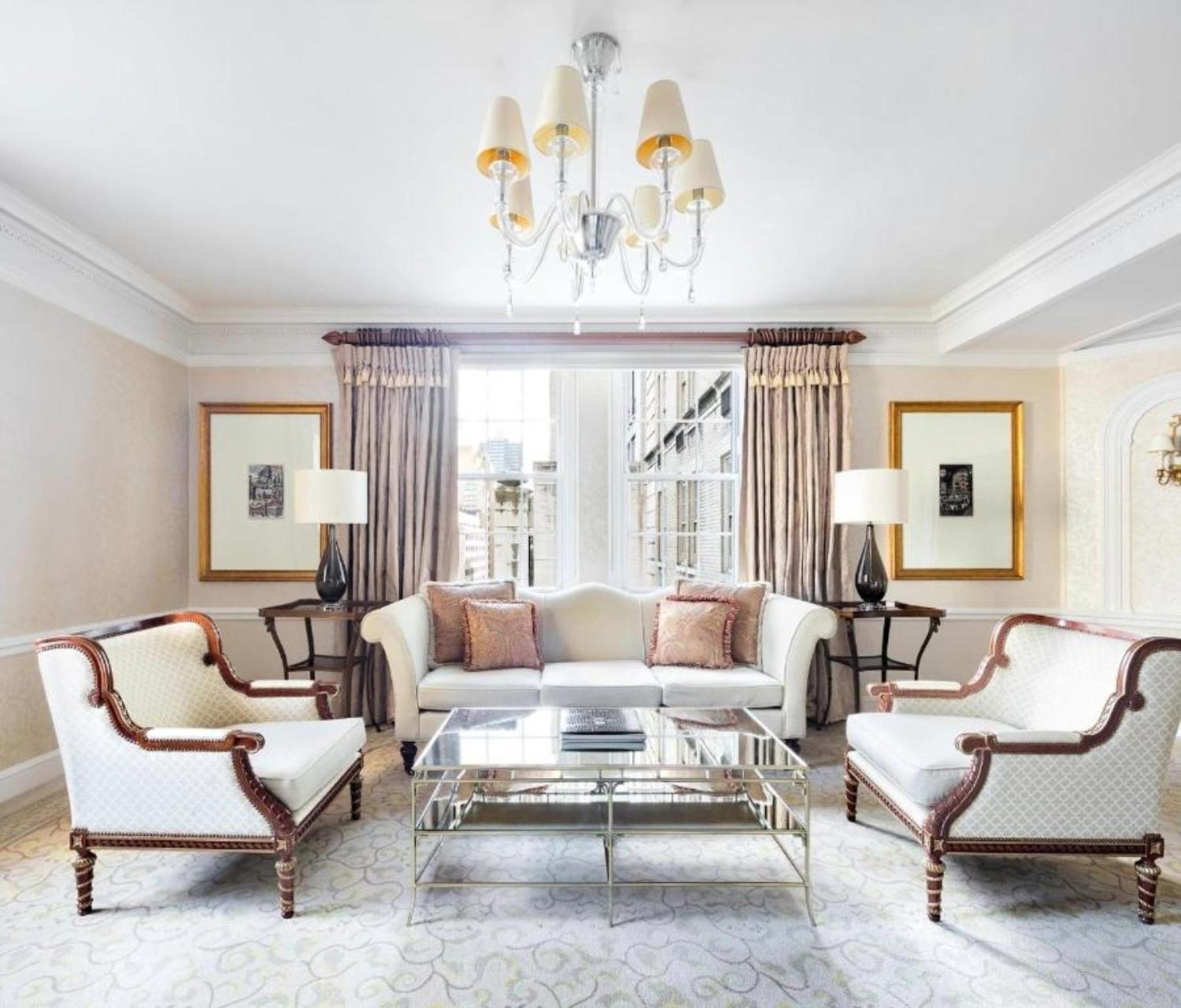 The Pierre, A Taj Hotel, New York Ngoại thất bức ảnh A living room
